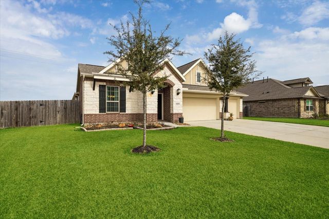 15023 Gulfstream Park Avenue, Mont Belvieu, TX 77523