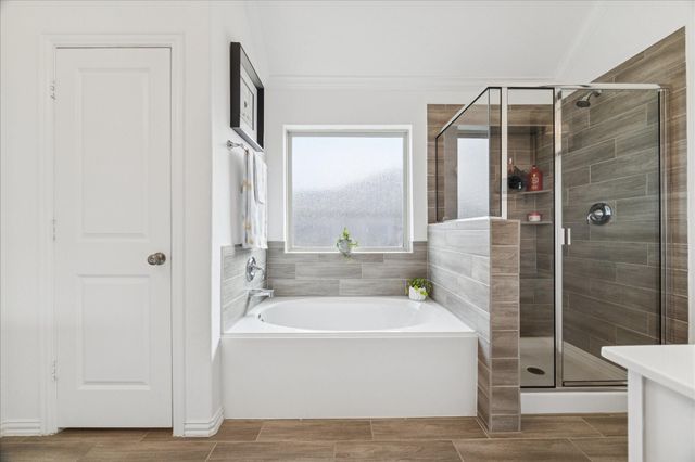 15023 Gulfstream Park Avenue, Mont Belvieu, TX 77523