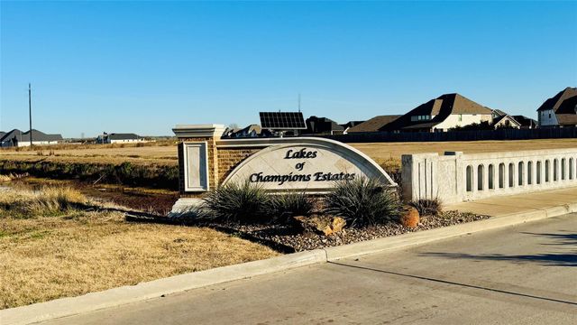 15023 Gulfstream Park Avenue, Mont Belvieu, TX 77523