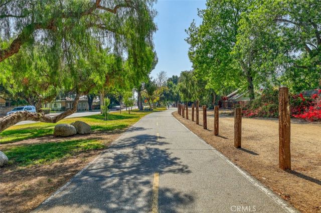 1102 Calle Linares, Duarte, CA 91010