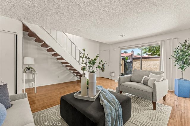 1102 Calle Linares, Duarte, CA 91010