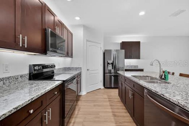 3471 LANDING VIEW, Tavares, FL 32778