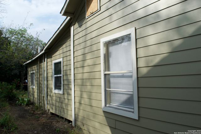 521 polaris, San Antonio, TX 78203