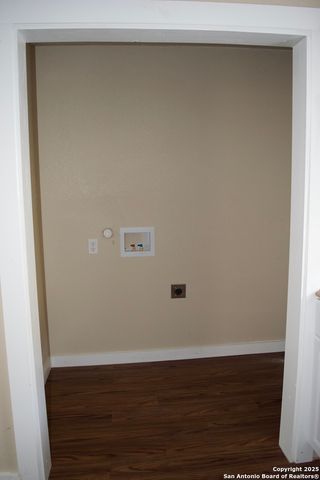 521 polaris, San Antonio, TX 78203