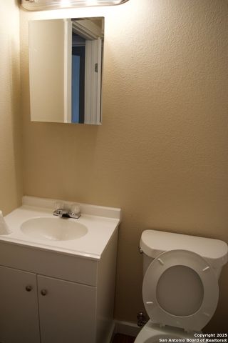 521 polaris, San Antonio, TX 78203