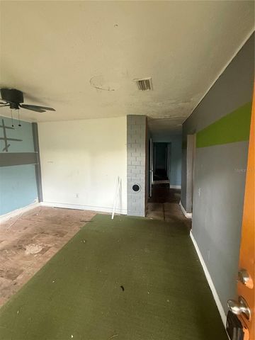 9212 N BROOKS STREET, Tampa, FL 33612