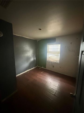 9212 N BROOKS STREET, Tampa, FL 33612