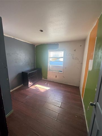 9212 N BROOKS STREET, Tampa, FL 33612