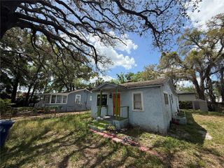 9212 N BROOKS STREET, Tampa, FL 33612