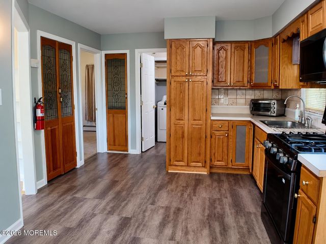 58 Compton Avenue, Hazlet, NJ 07734