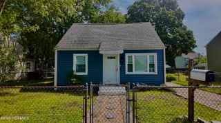58 Compton Avenue, Hazlet, NJ 07734