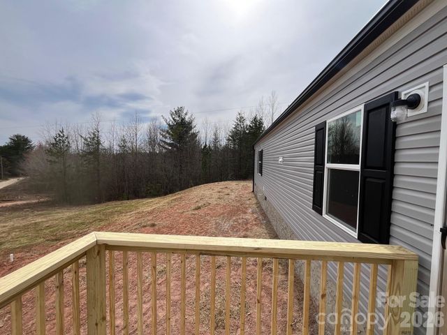 30 Southern Way, Nebo, NC 28761