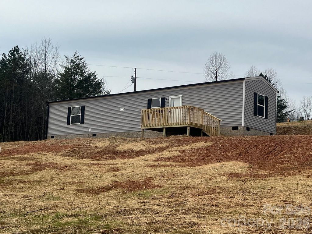 30 Southern Way, Nebo, NC 28761