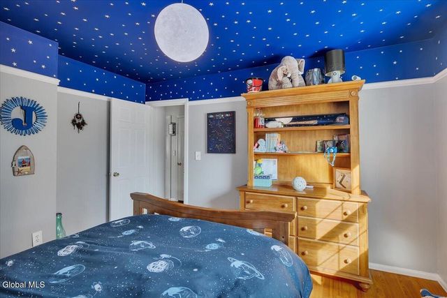 29 Bayberry Drive, Halfmoon, NY 12065