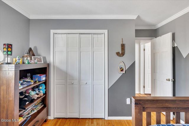 29 Bayberry Drive, Halfmoon, NY 12065