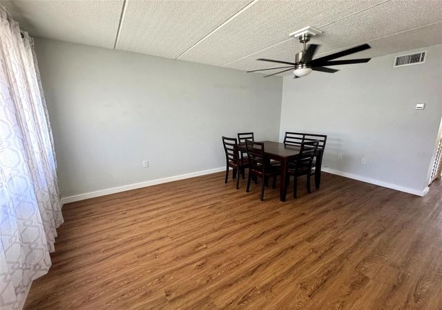 11720 PARK BOULEVARD 102, Seminole, FL 33772