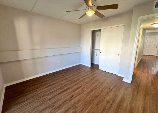 11720 PARK BOULEVARD 102, Seminole, FL 33772