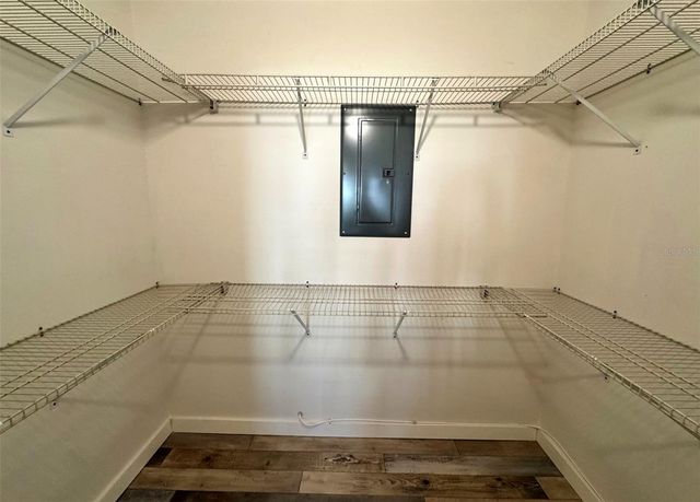 11720 PARK BOULEVARD 102, Seminole, FL 33772