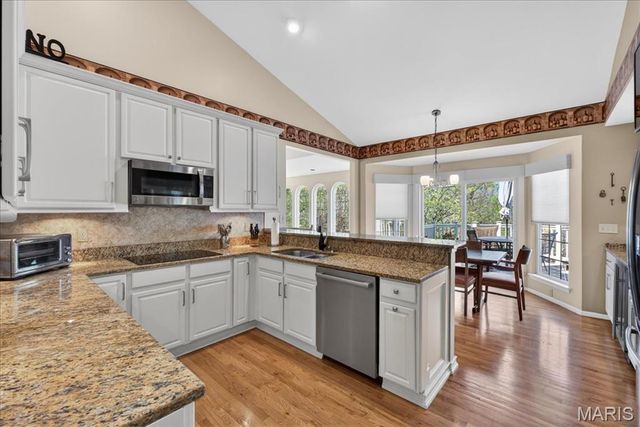 17648 Westhampton Woods Drive, Wildwood, MO 63005