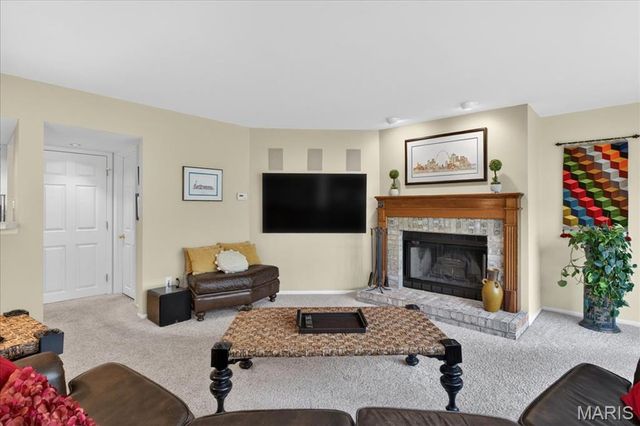 17648 Westhampton Woods Drive, Wildwood, MO 63005