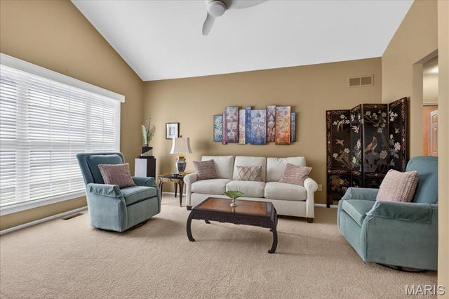 17648 Westhampton Woods Drive, Wildwood, MO 63005