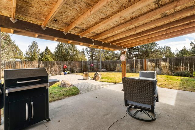 8092 SW Crater Loop Road, Terrebonne, OR 97760