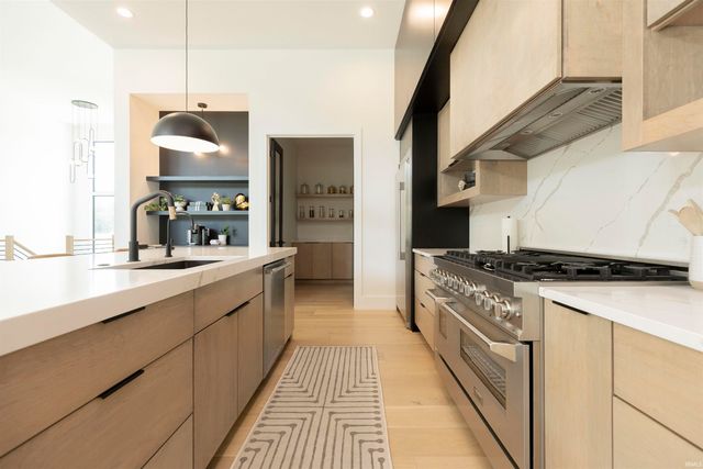 11500 Greyson Alan Drive, Granger, IN 46530