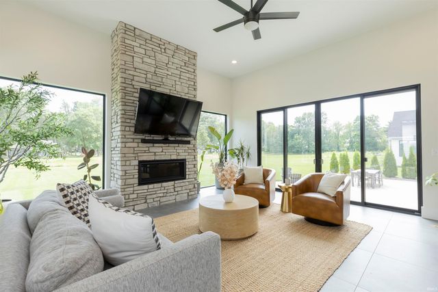 11500 Greyson Alan Drive, Granger, IN 46530