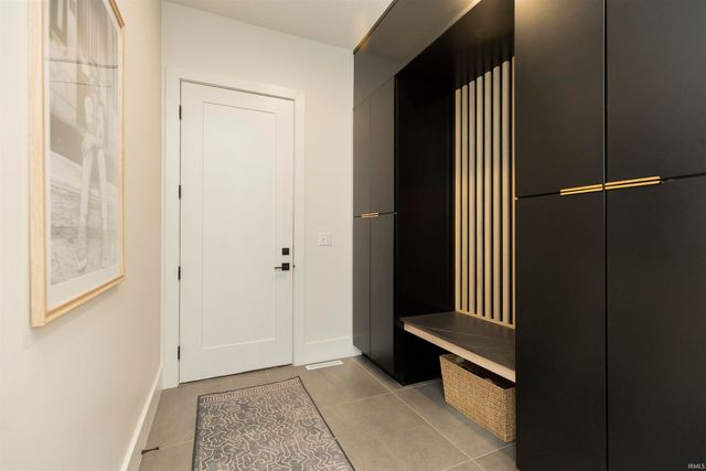 11500 Greyson Alan Drive, Granger, IN 46530