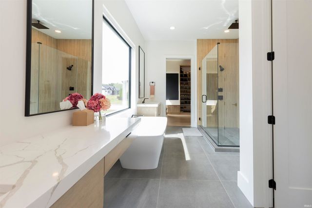 11500 Greyson Alan Drive, Granger, IN 46530