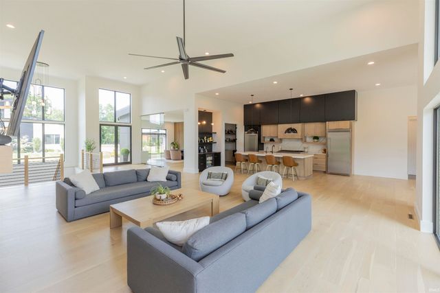 11500 Greyson Alan Drive, Granger, IN 46530