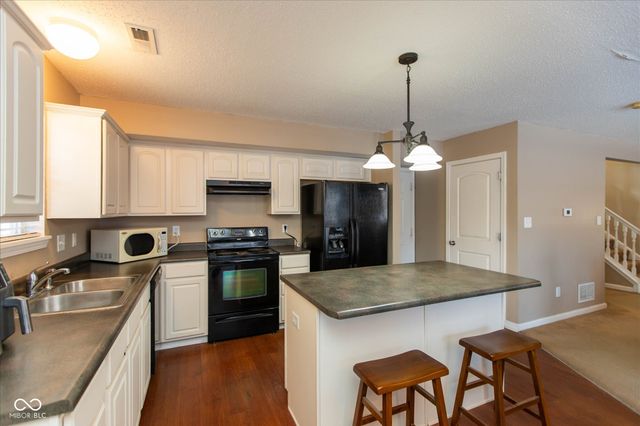 10232 Clear Sky Drive, Avon, IN 46123