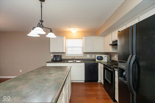 10232 Clear Sky Drive, Avon, IN 46123