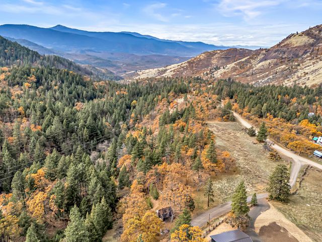 108 Baldy Creek Road 1102, Ashland, OR 97520