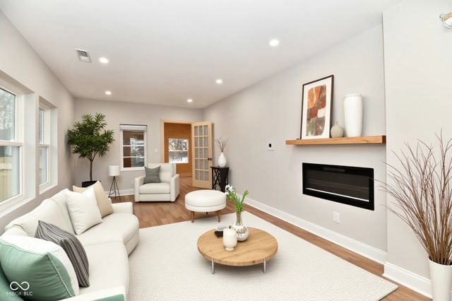 4619 Winthrop Avenue, Indianapolis, IN 46205