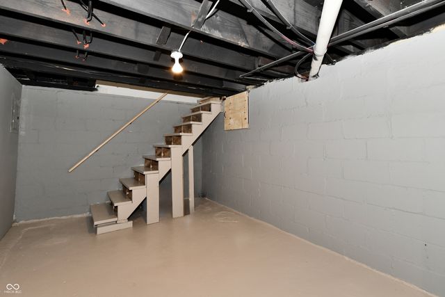 4619 Winthrop Avenue, Indianapolis, IN 46205