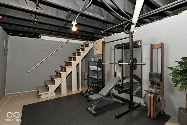 4619 Winthrop Avenue, Indianapolis, IN 46205