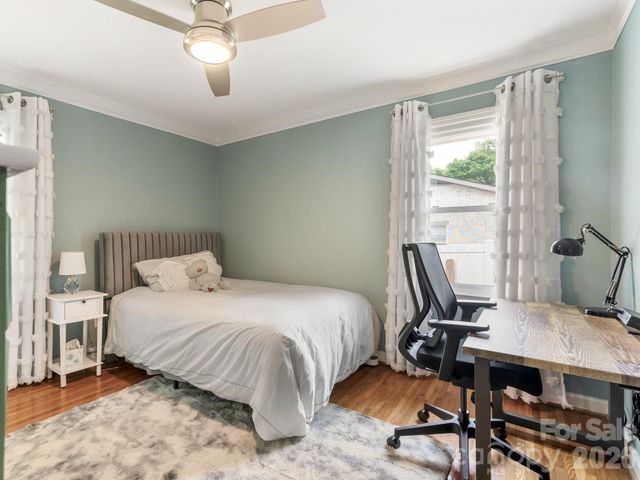 845 Fairbanks Road, Charlotte, NC 28210
