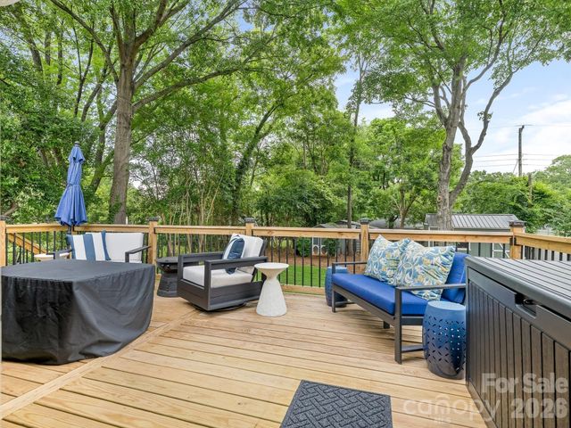 845 Fairbanks Road, Charlotte, NC 28210