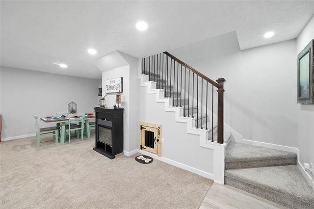 287 Blue Lake Drive, Huffman, TX 77336