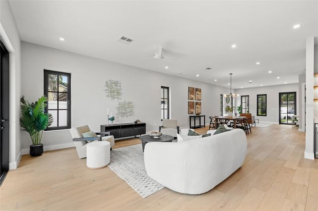 803 YATES STREET, Orlando, FL 32804