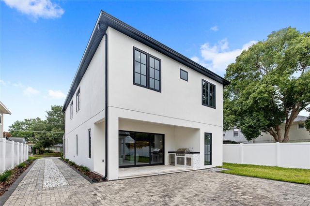803 YATES STREET, Orlando, FL 32804