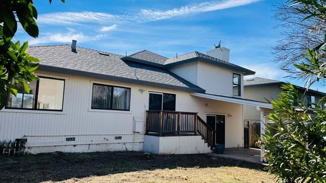 1340 Terrace Drive, Hollister, CA 95023