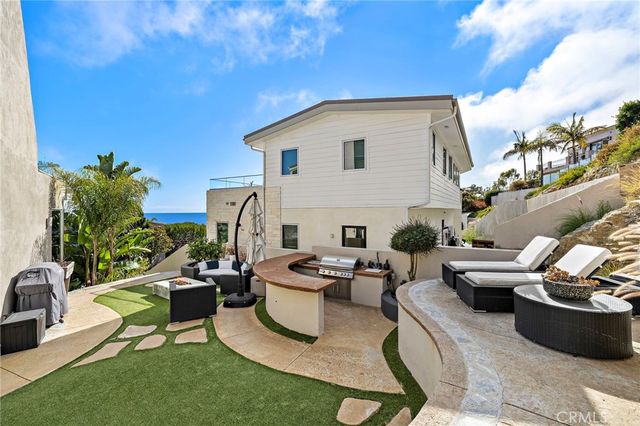 608 Loretta Drive, Laguna Beach, CA 92651