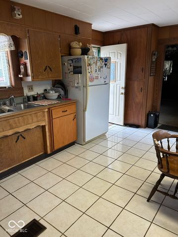 5531 E 300 N, Franklin, IN 46131