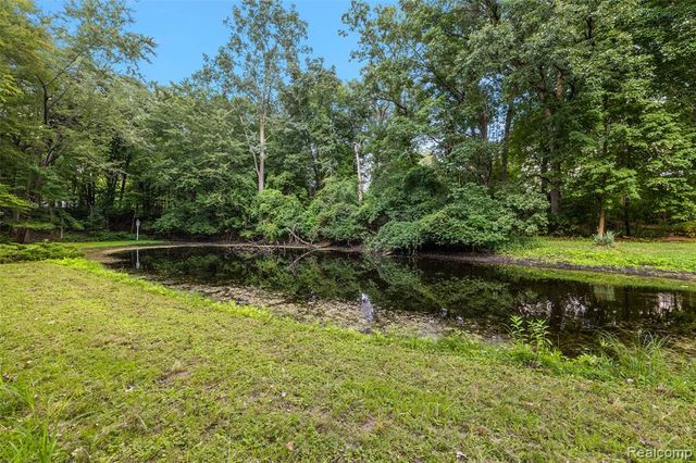 350 Casemer Road, Orion Twp, MI 48360