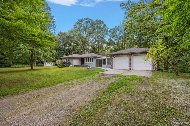 350 Casemer Road, Orion Twp, MI 48360