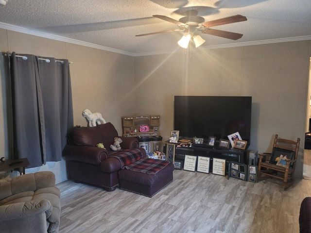 301 S CEDAR Street, Miami, OK 74339