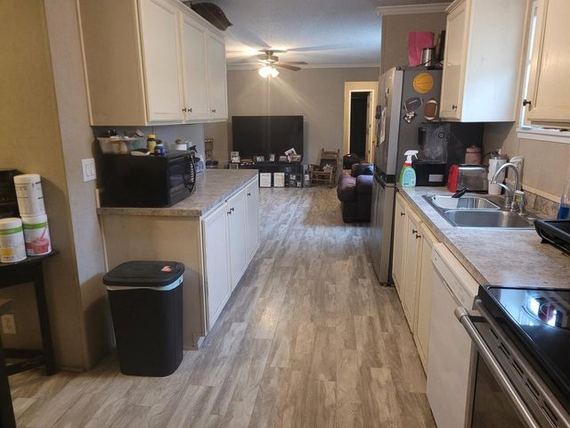 301 S CEDAR Street, Miami, OK 74339