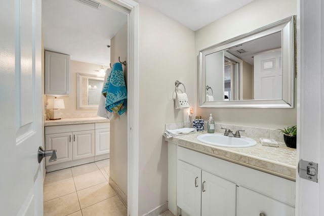 275 Palm Avenue A406, Jupiter, FL 33477